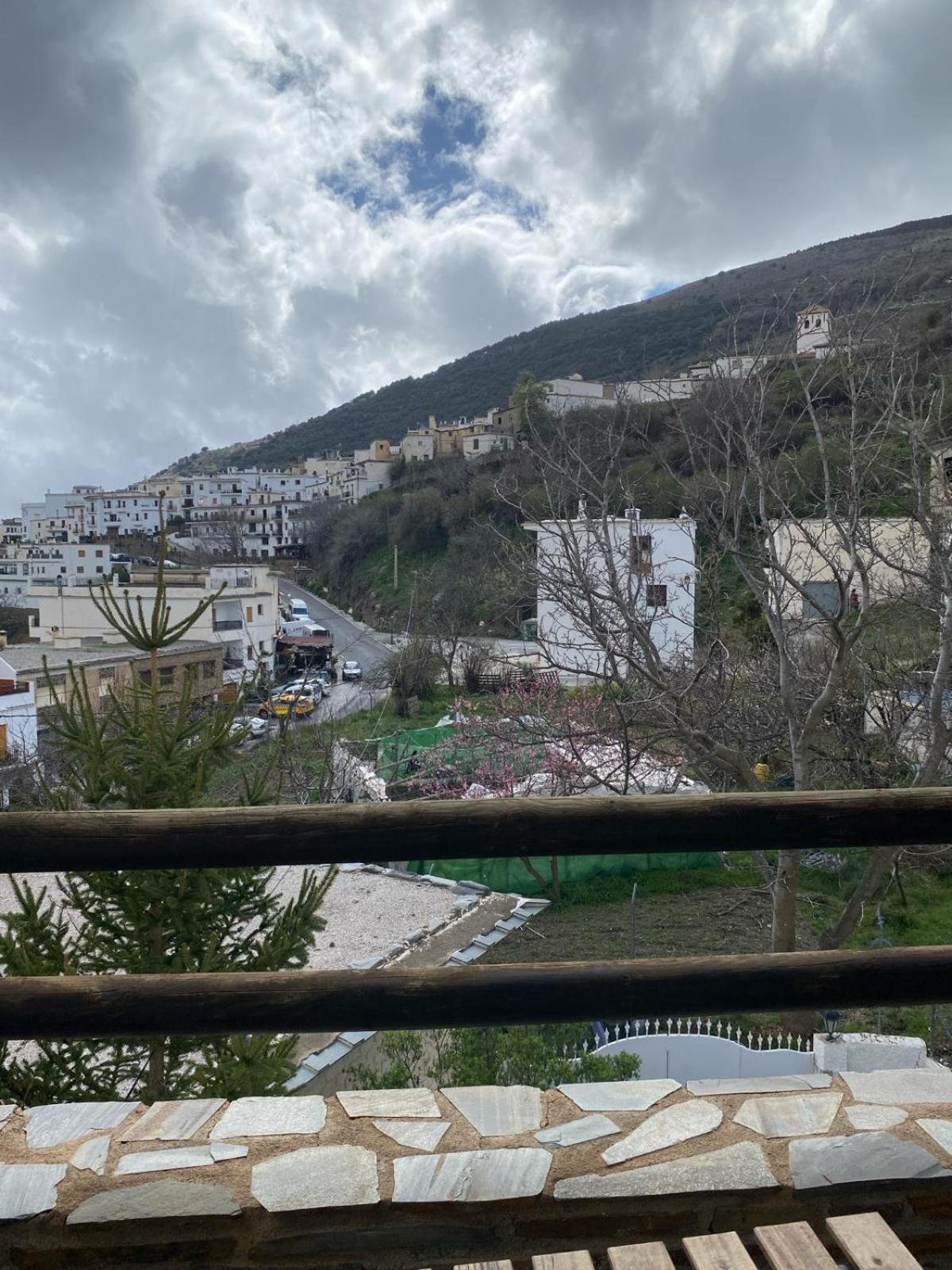 Casa El Rio Διαμέρισμα Trevélez Εξωτερικό φωτογραφία
